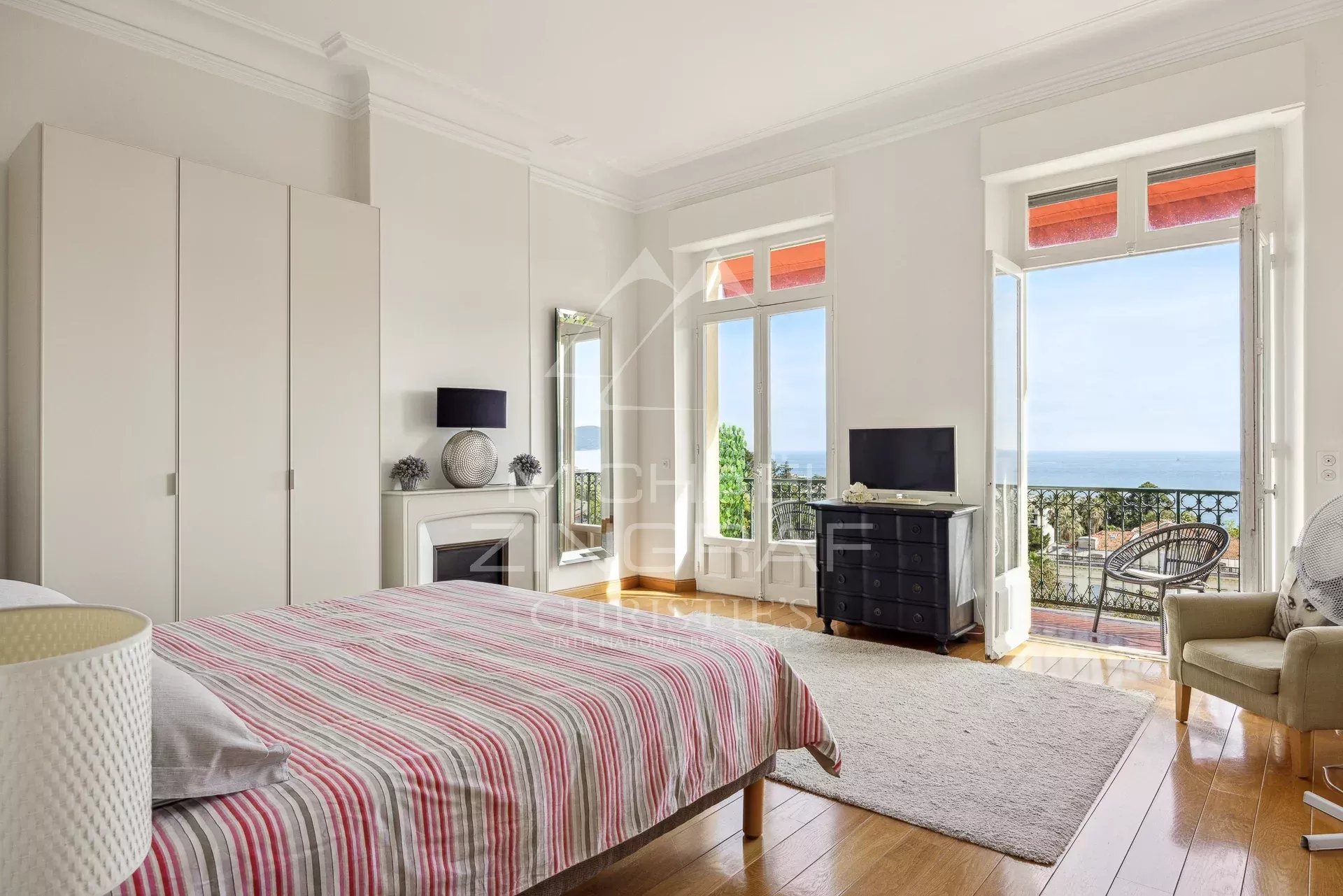 Cannes - Croix des Gardes - 3 pièces vue mer Panoramique