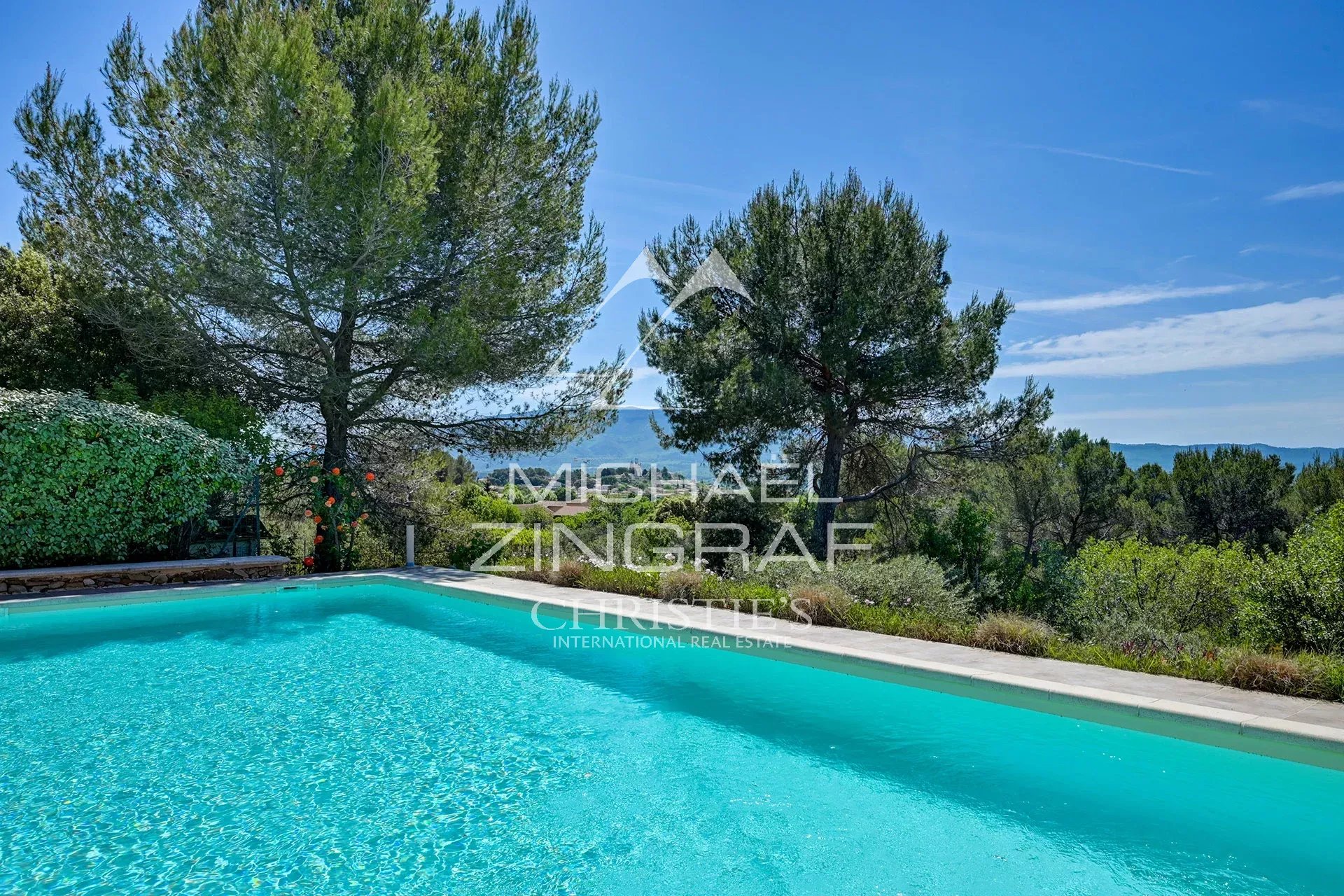 Propriété d'exception avec vue dominante au sein du grand site de la Sainte Victoire