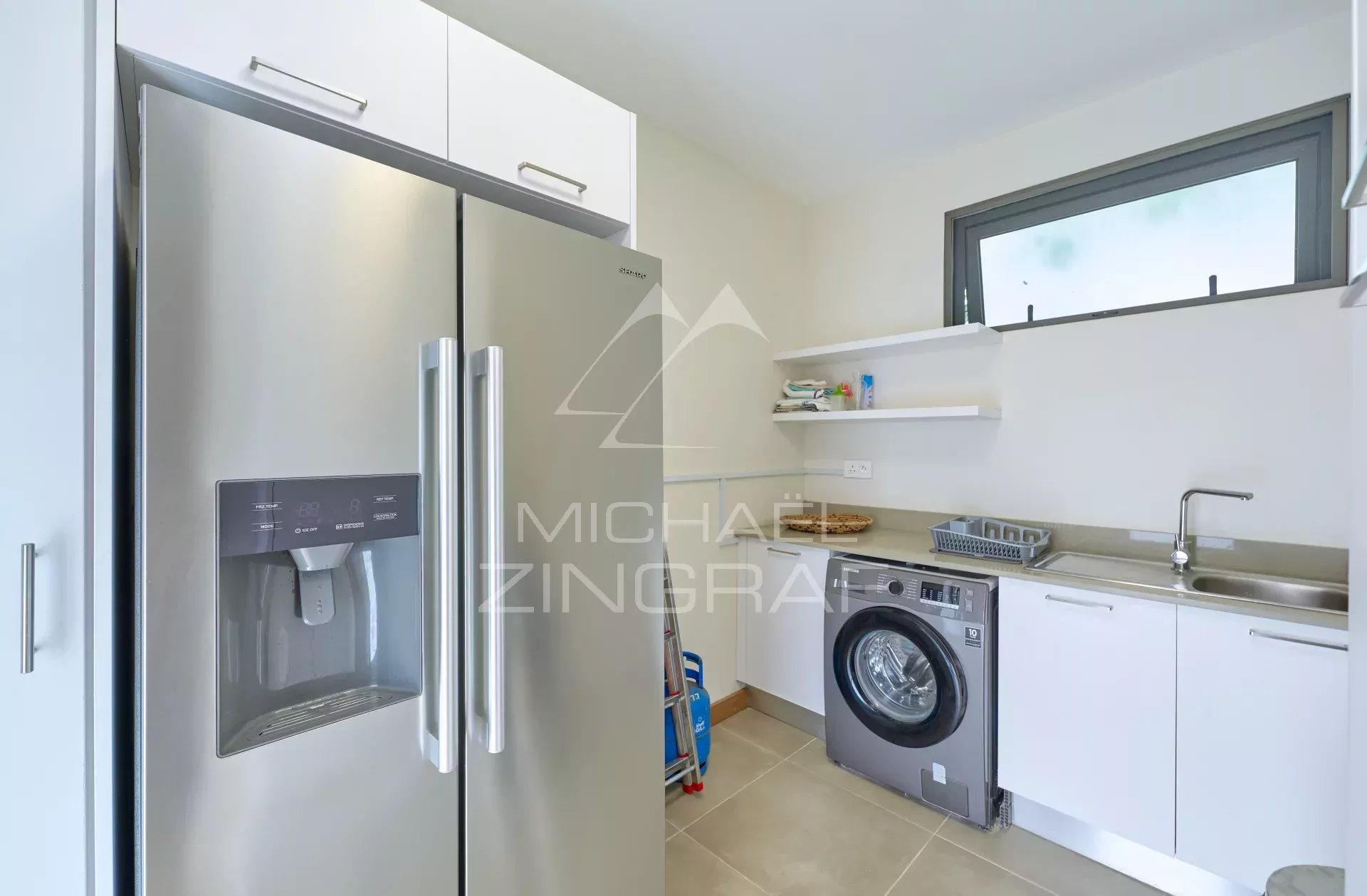 Villa de 4 chambres dans résidence sécurisée à Grand Baie