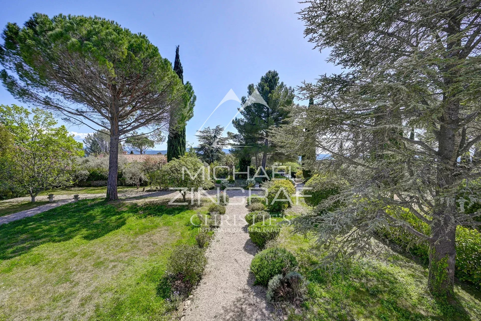 Charming Stone house with breathtaking views of Saint-Victoire mountain