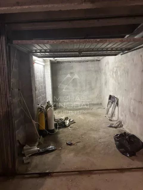 Palm Beach - GARAGE FOR SALE IN THE HEART OF PALM BEACH