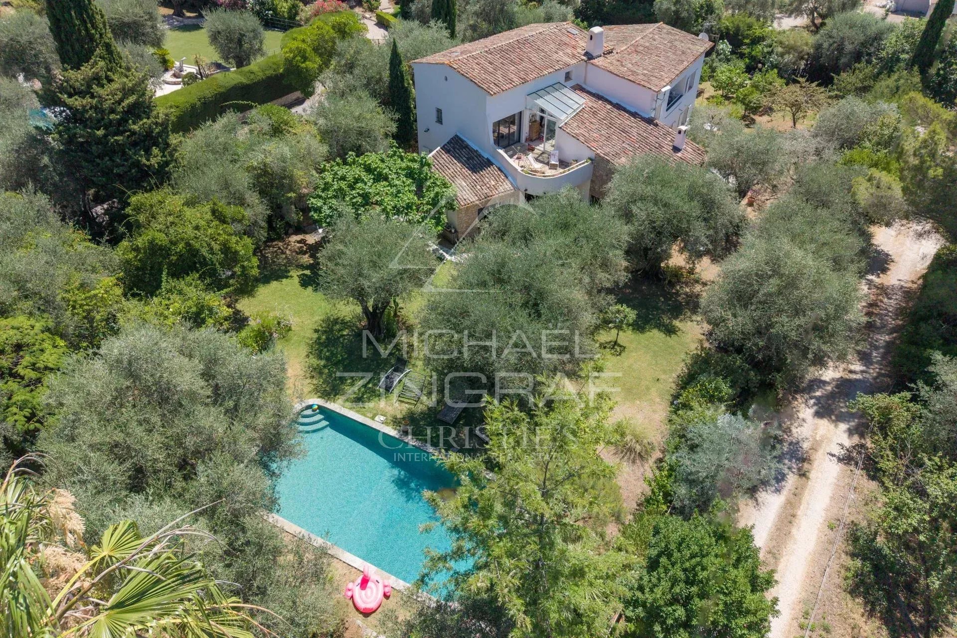 Elegant Provençal Villa Within Walking Distance of Tourrettes-sur-Loup Village