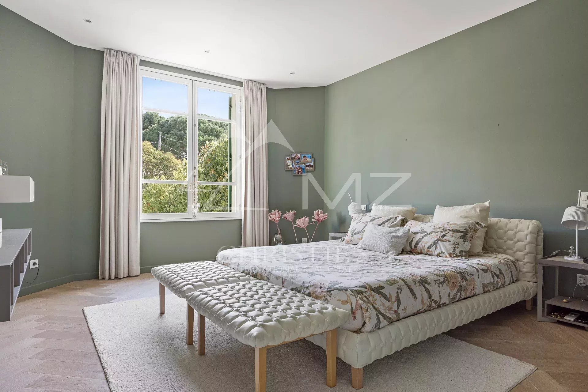 Juan-les-Pins - Entirely renovated villa, exceptional location