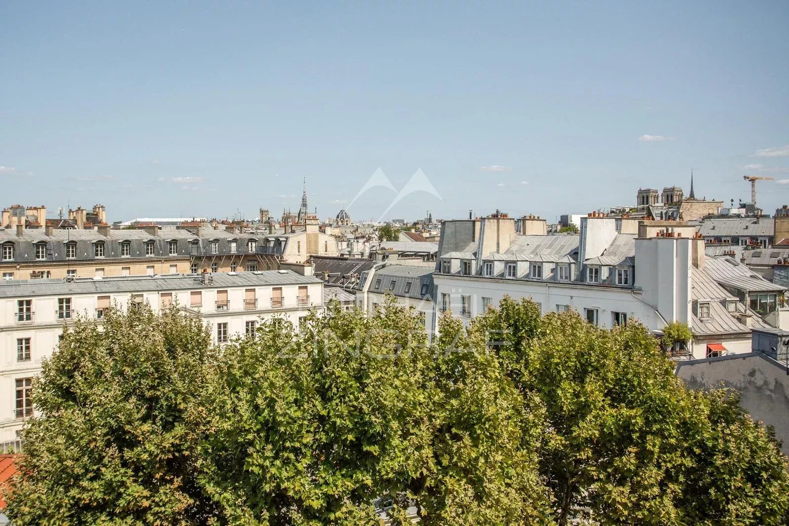 To sell - 3 Mastersuites - Perfect condition  - Odéon