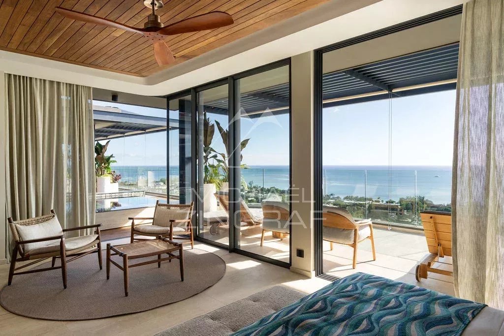Exceptional Penthouse – Rivière Noire