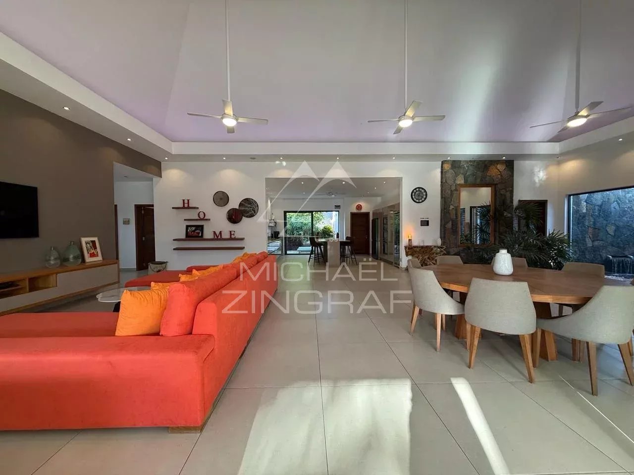 Exklusive Villa in einer Residenz in Pereybere