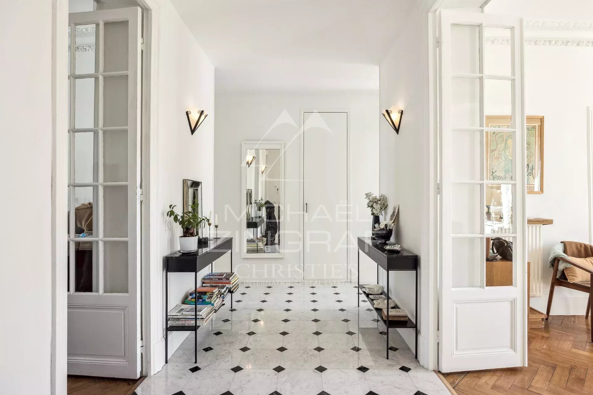 CARRÉ D'OR – 4/5 ROOMS – TOP FLOOR – NICE