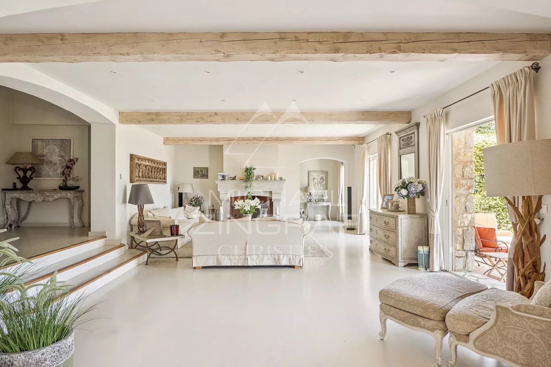 Proche Saint-Paul de Vence - Superbe mas avec vue panoramique mer