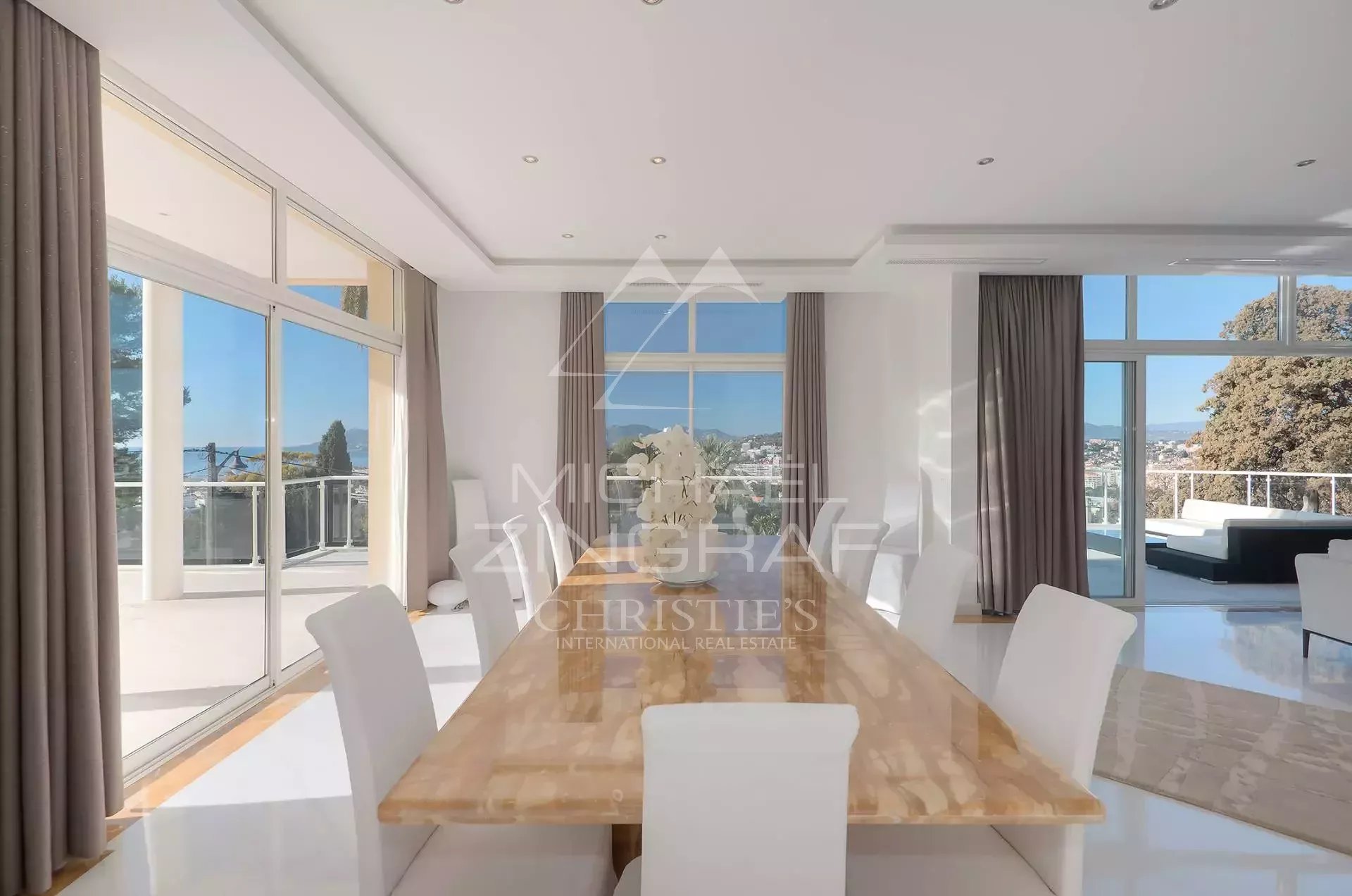 Cannes - Luxurious new built villa