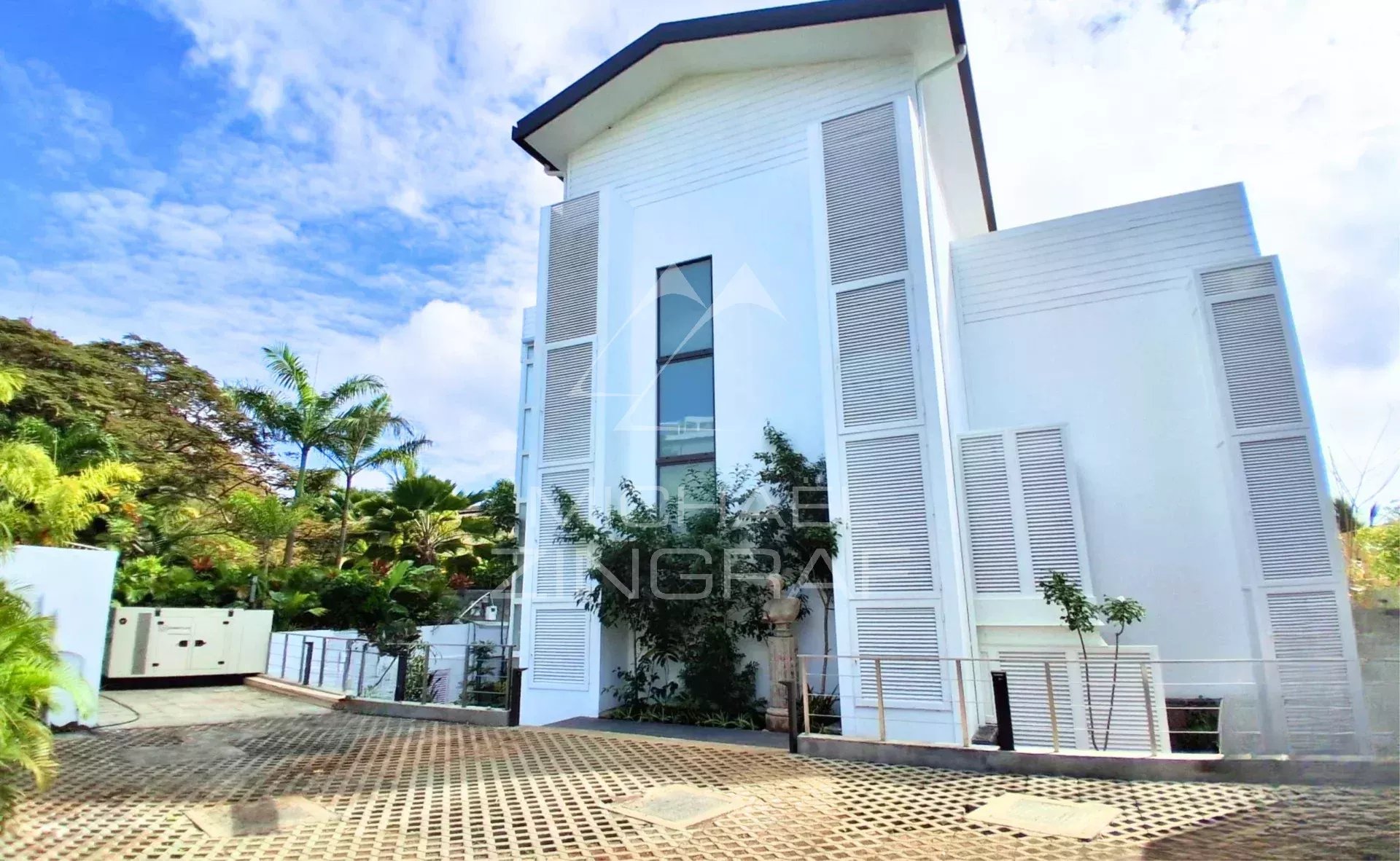 Pointe aux Canonniers – Appartement pieds dans l'eau