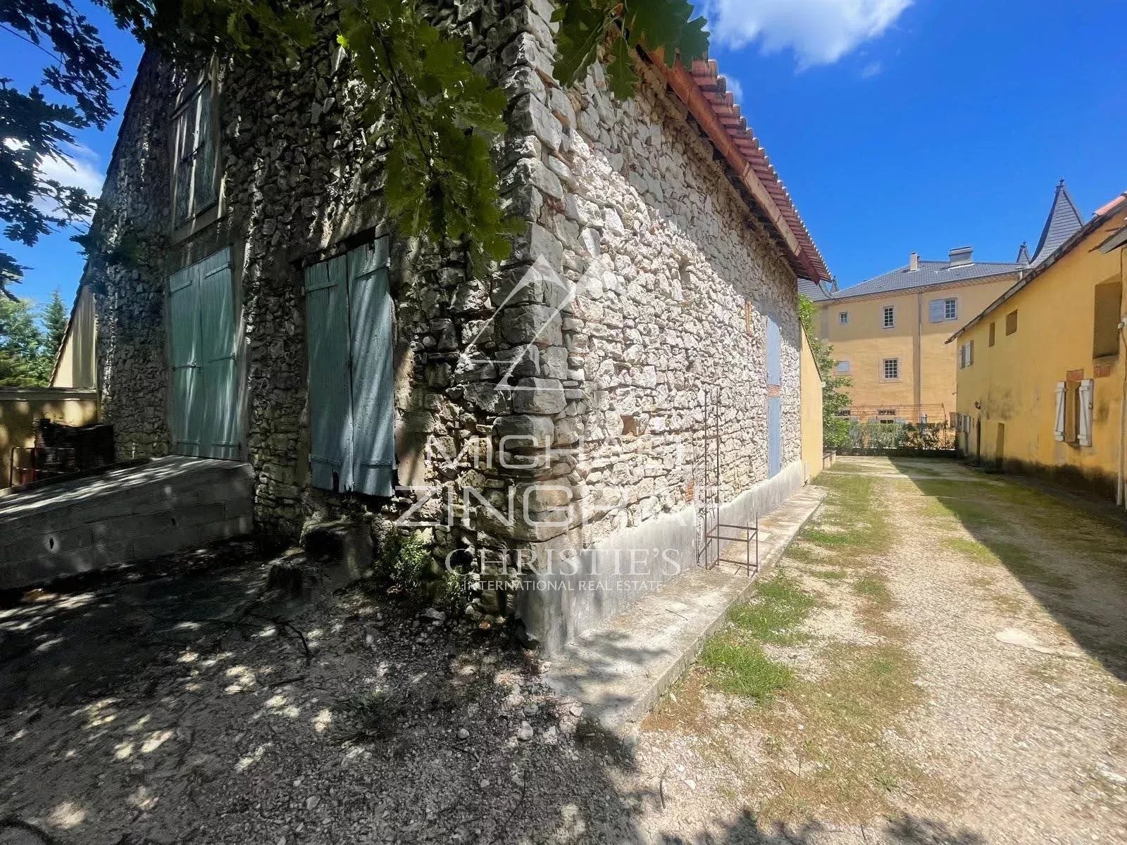 Exceptional property in the heart of the Aix countryside