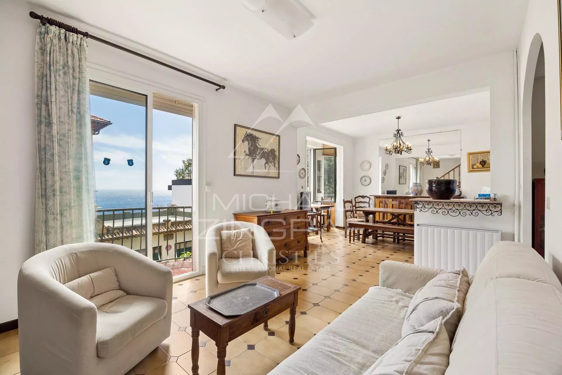 Rare – Villa close to the sea in Cap d’Ail
