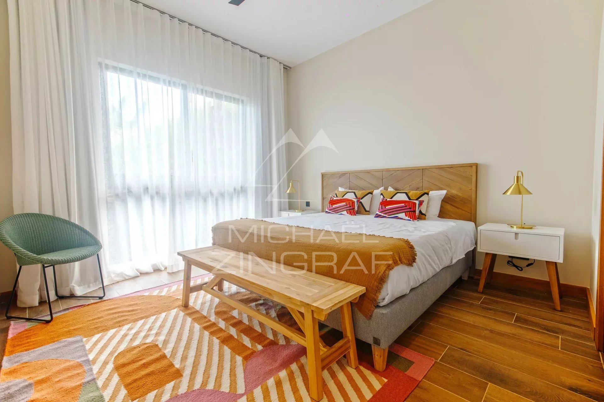 Puppen 5 -Bedroom Villa - Black Riviere