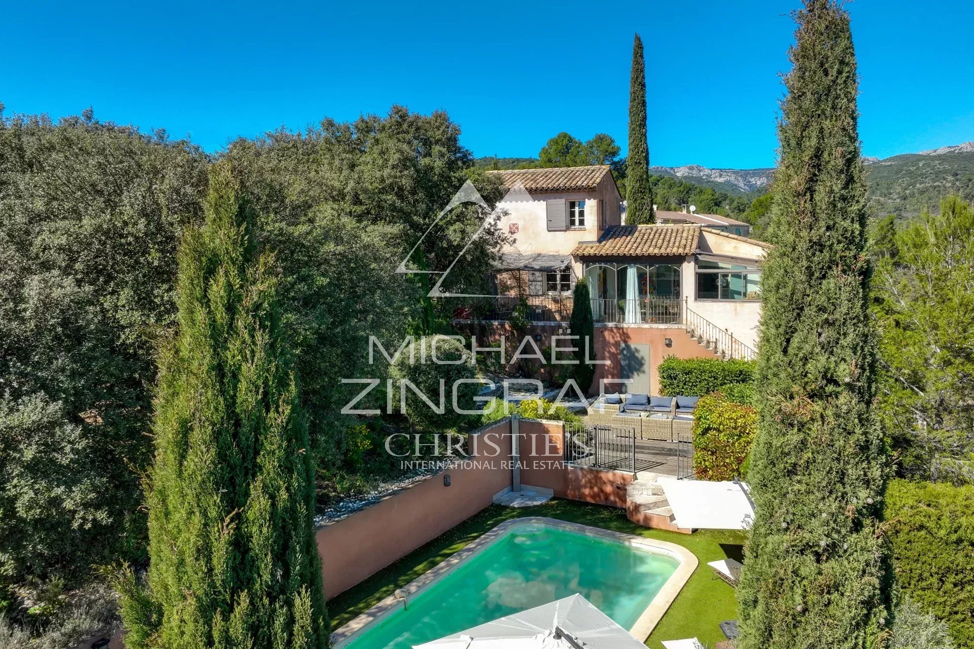 Propriété avec vue au calme