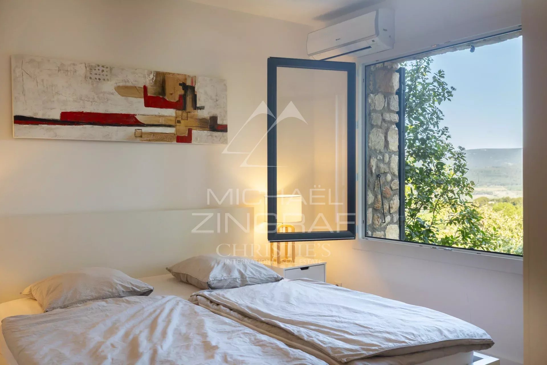 Roussillon - Superbe maison en pierre avec piscine et vues panoramiques exceptionnelles