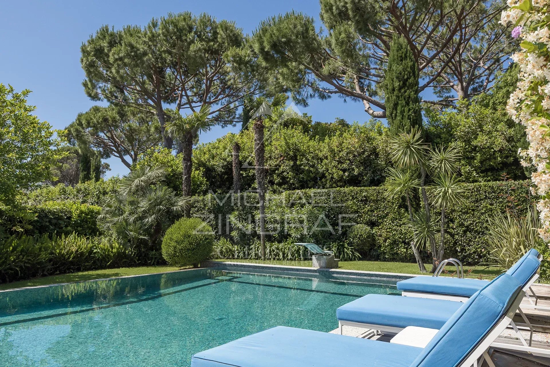 Cap d’Antibes – Zeitgenössische Eleganz in einer privaten und gesicherten Domäne