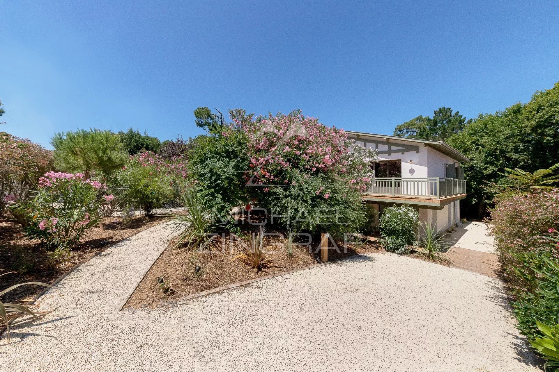 ARCACHON PORTES DU MOULLEAU - MAISON 5 PIÈCES ENTIÈREMENT RÉNOVÉE