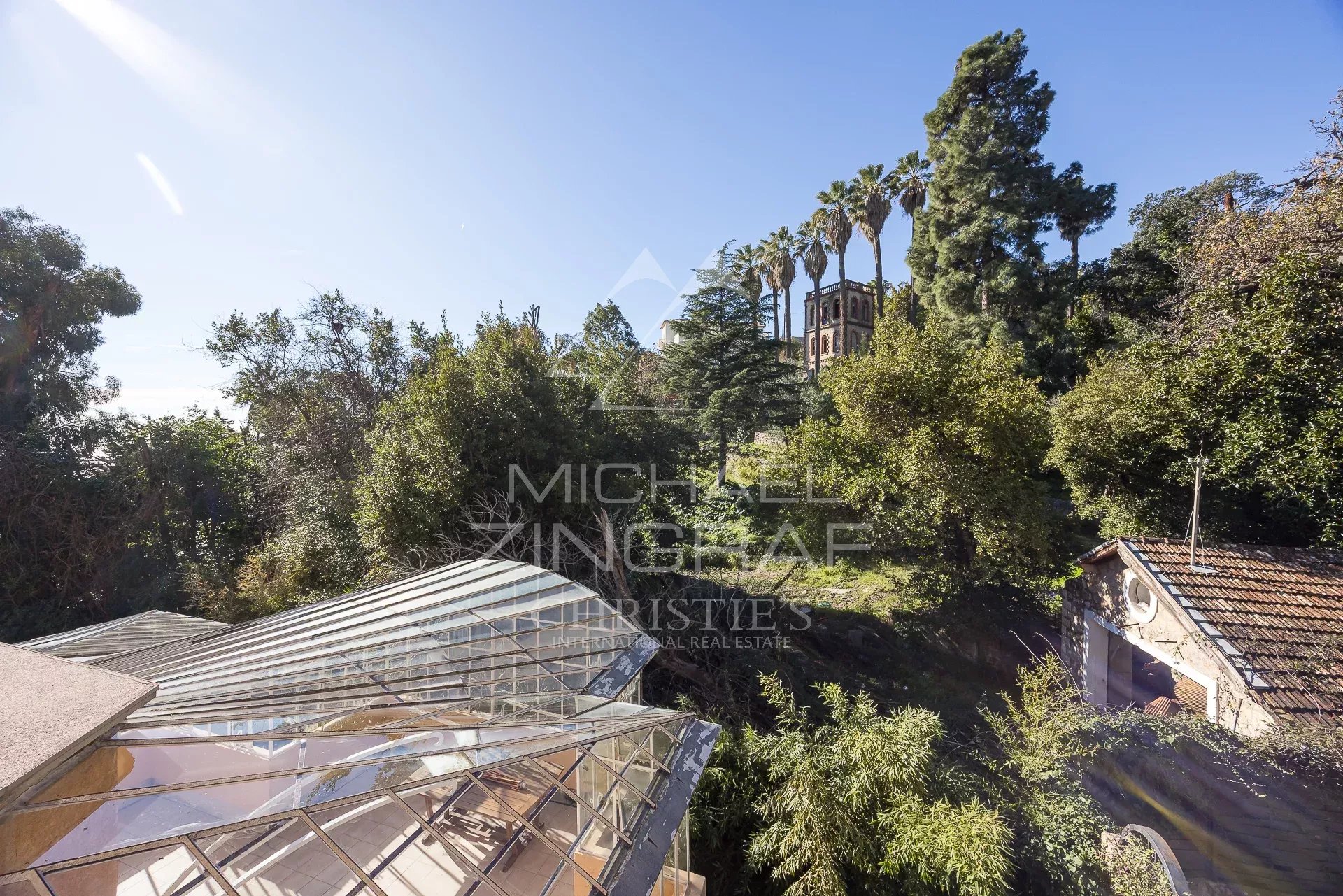 Cannes et Golfe-Juan – Vue mer imprenable et accès direct à la mer