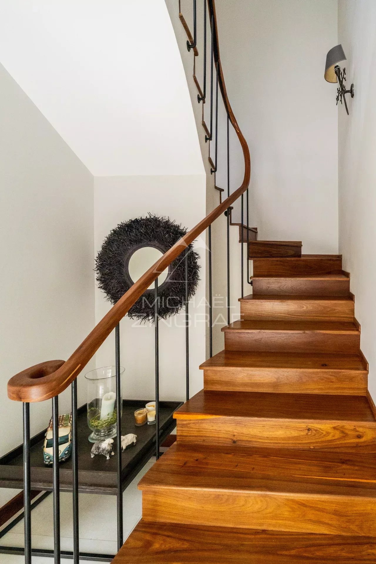 Élégante villa contemporaine face au golf - Bel Ombre