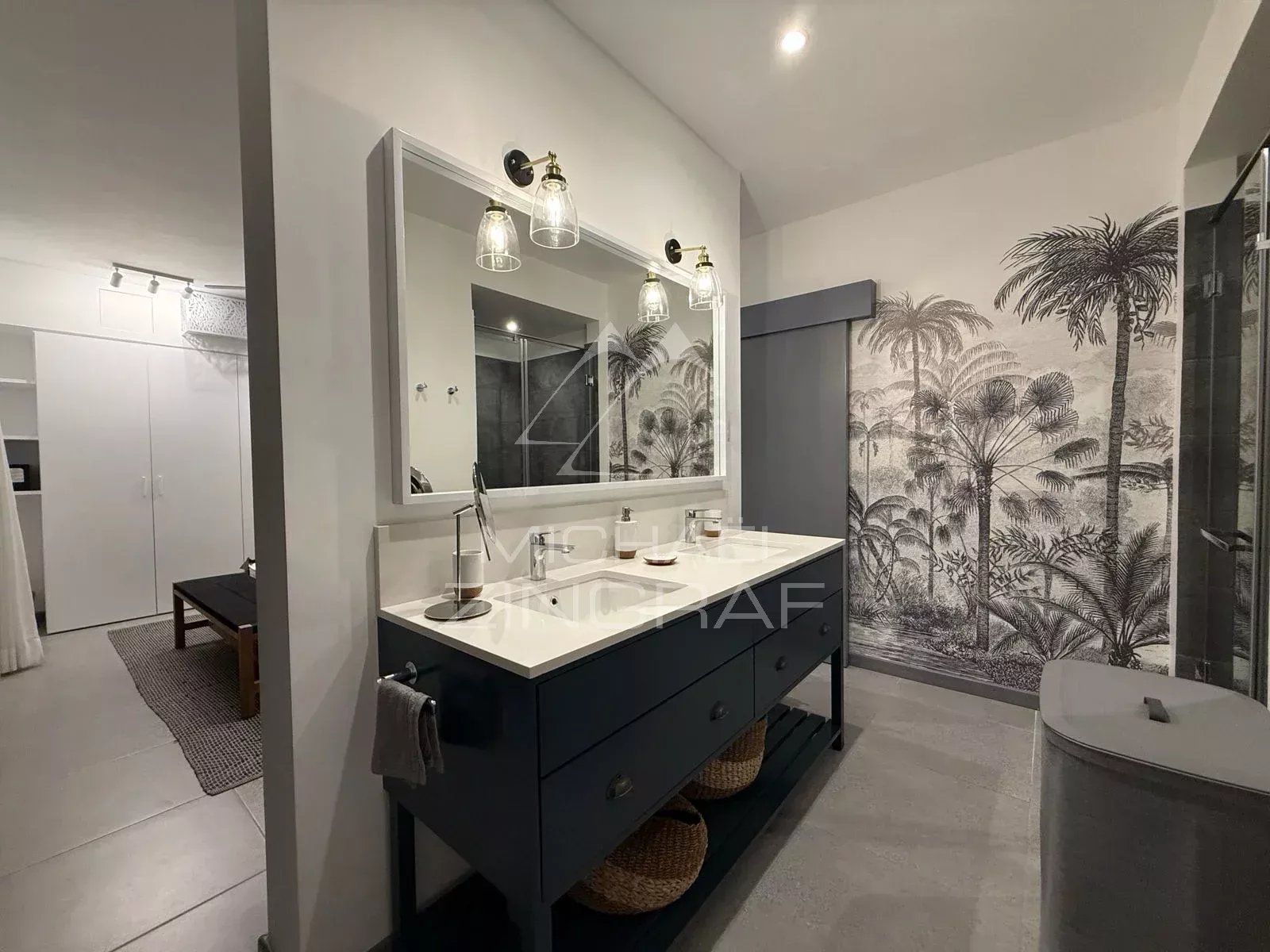Penthouse d’Exception avec Vue Mer