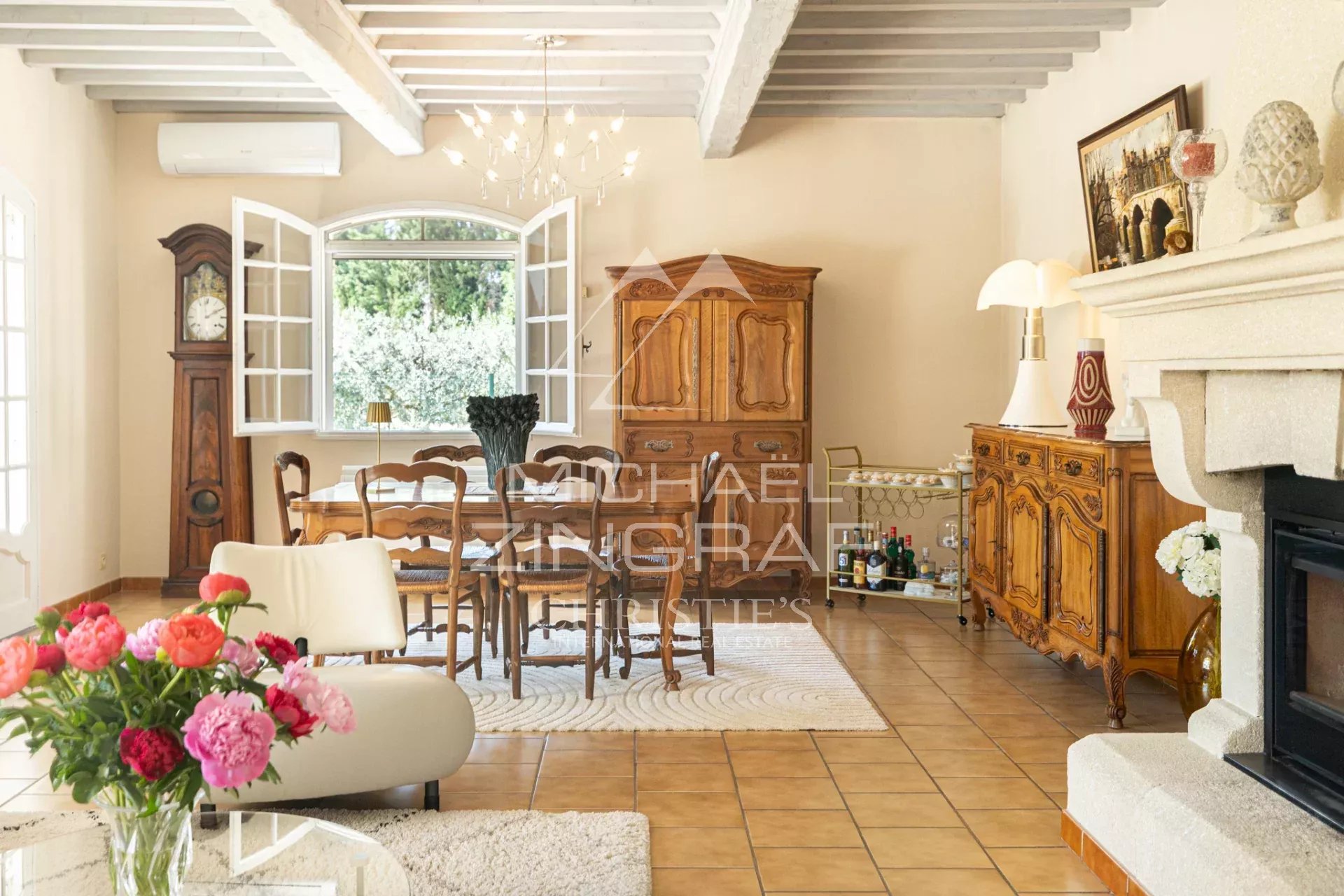 Provencal Villa near Saint-Rémy-de-Provence