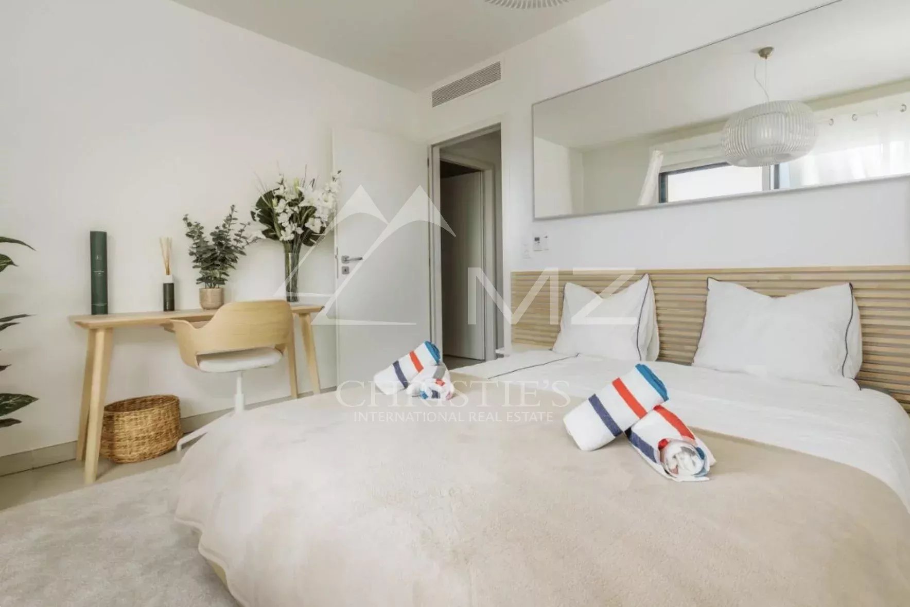 Beausoleil - Apartment in a modern residence with swimming pool