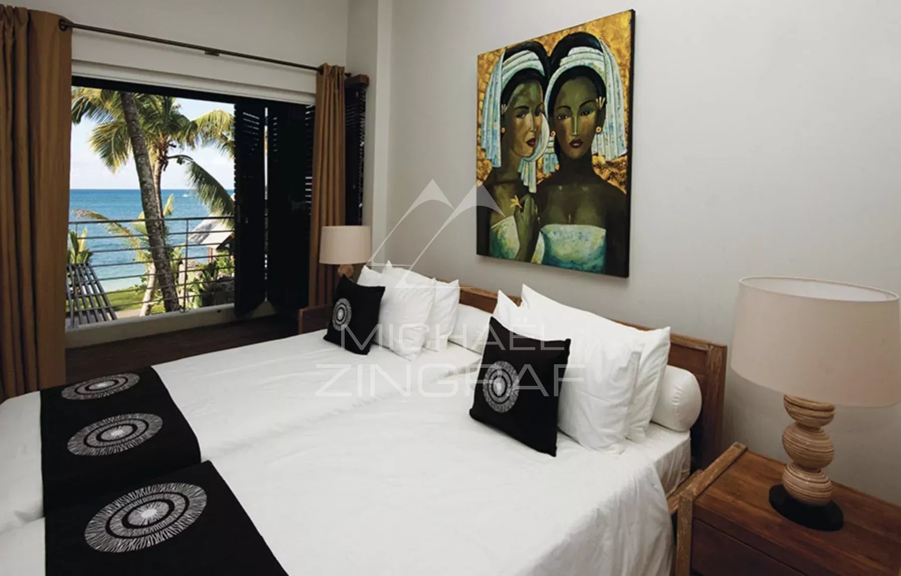 Mauritius – Seltene Gelegenheit: Luxusvilla direkt am Wasser in der Nähe von Grand Baie – Pointe aux Canonniers