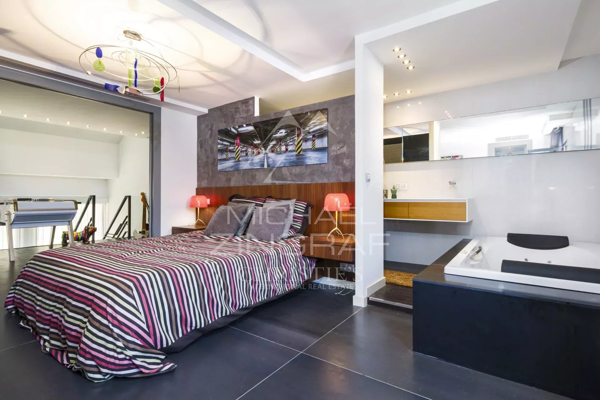 ANTIBES – LOFT D'ARCHITECTE D'EXCEPTION