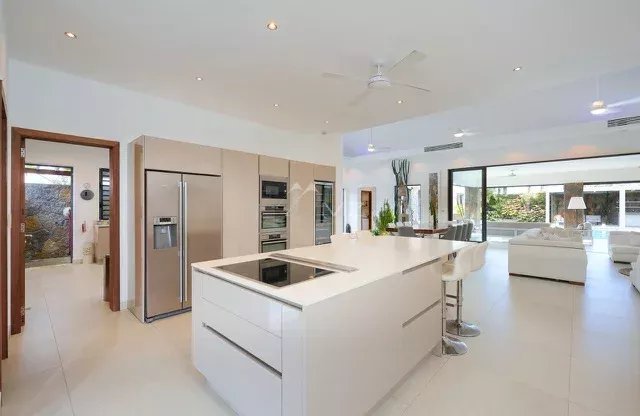 Luxury 4 bedroom Villa in Grand Bay