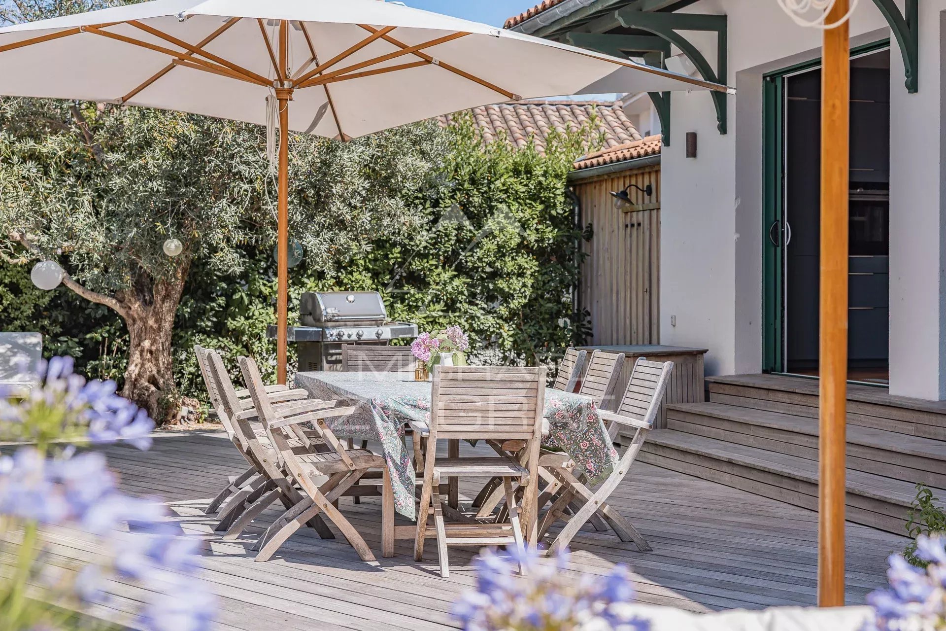 La Hume – An exceptional estate with direct access to the Arcachon Bay