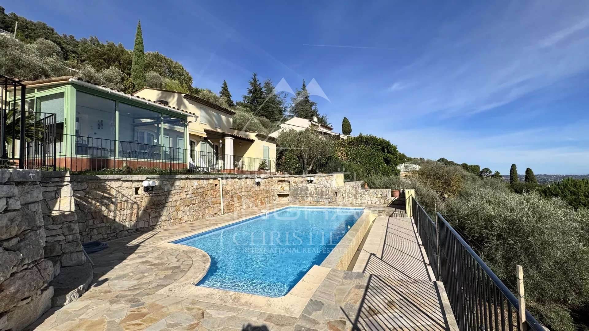 Villa with panoramic views