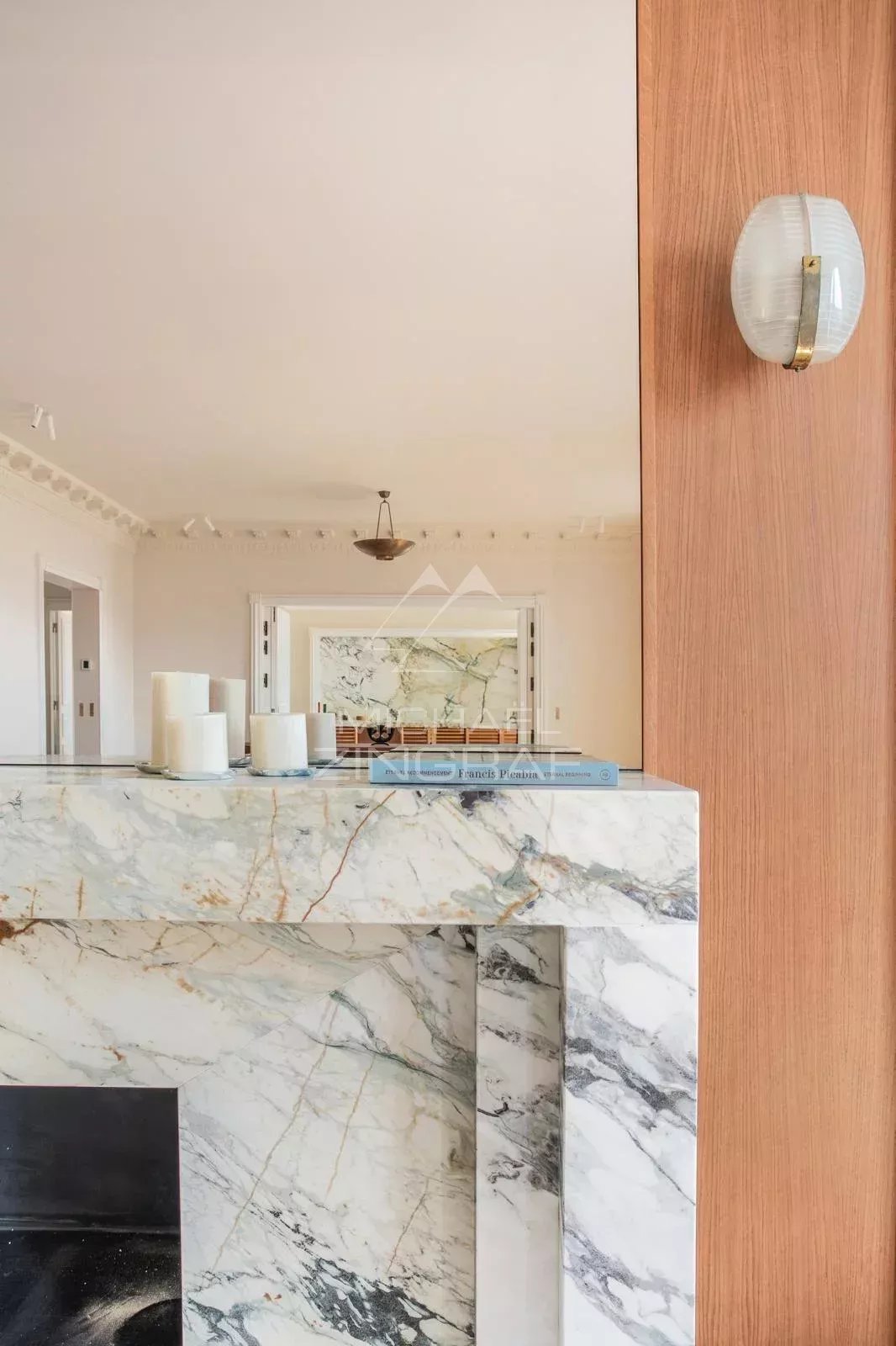 To sell - 3 Mastersuites - Perfect condition  - Odéon