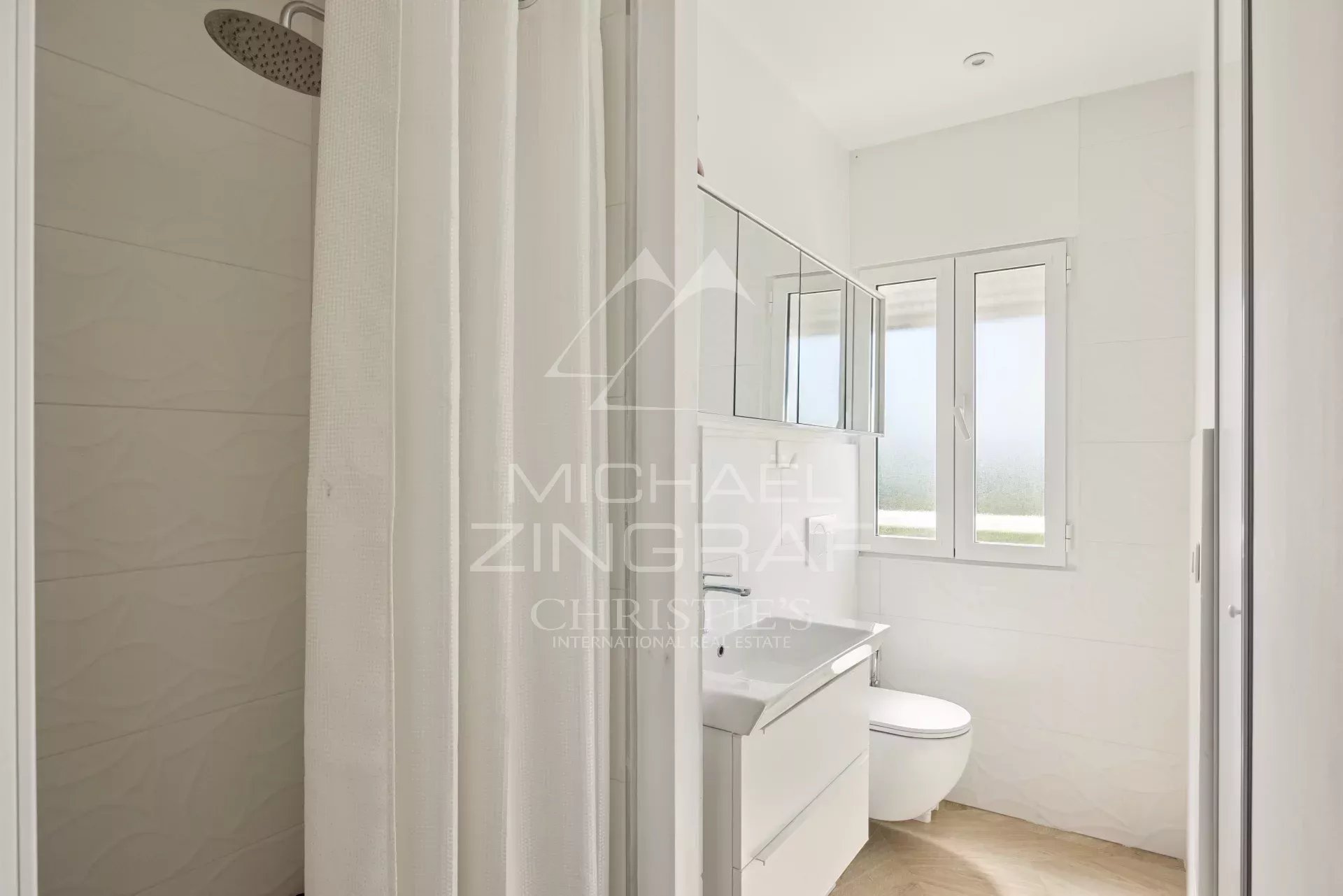 Splendid 3 rooms in the heart of Palm Beach