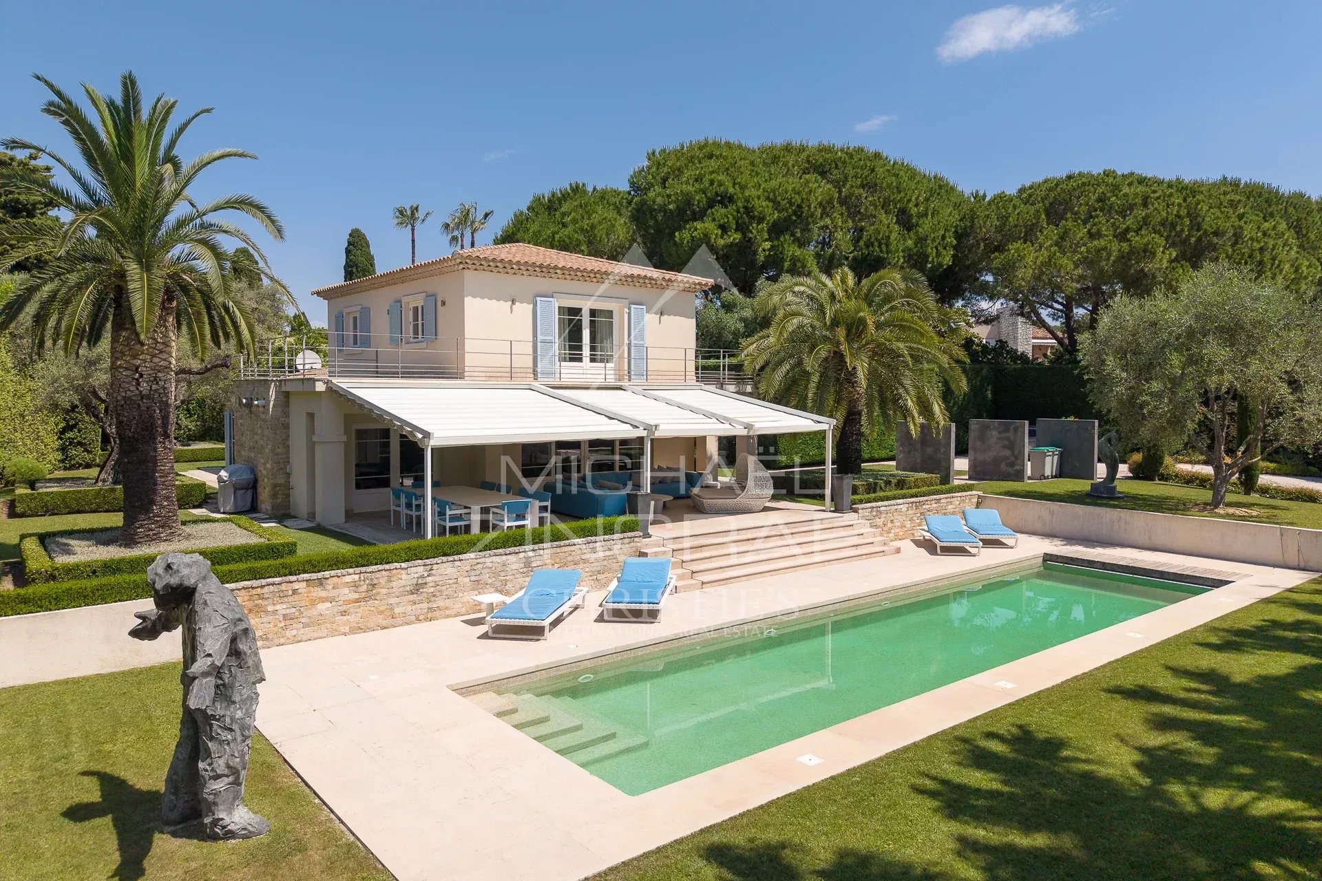 Cap d’Antibes - Propriété au charme provençal versant ouest