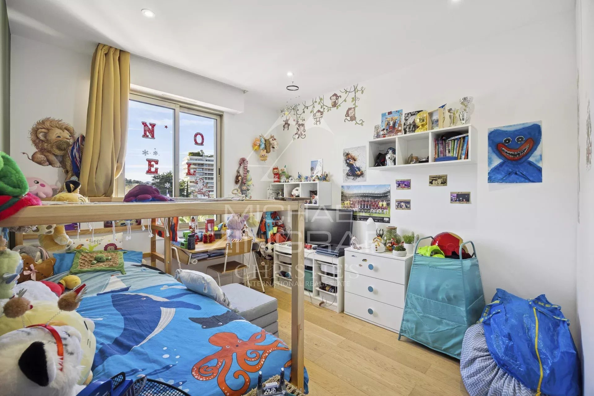 Appartement rénové au dernier étage - Cannes Marina