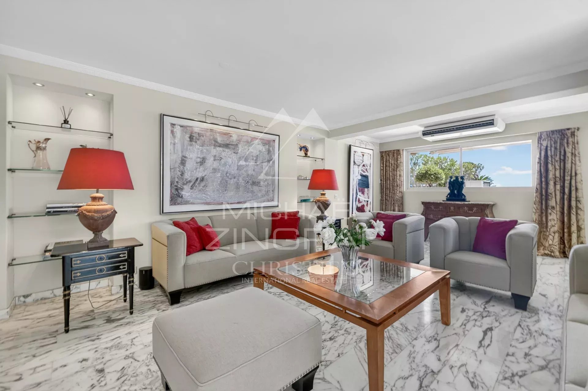 EXCLUSIVITE-CANNES APPARTEMENT D'EXCEPTION  DANS UNE RESIDENCE DE STANDING