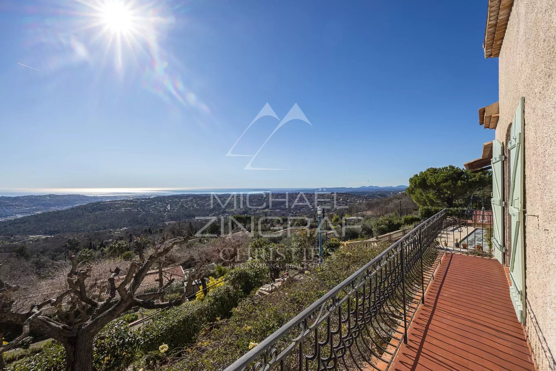 In der Nähe von Saint-Paul-de-Vence - Anwesen mit Panoramablick auf das Meer