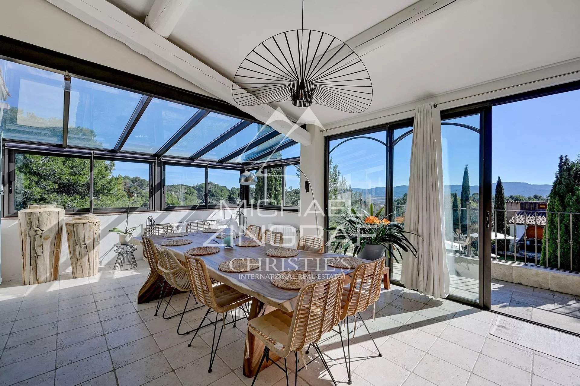 Propriété avec vue au calme