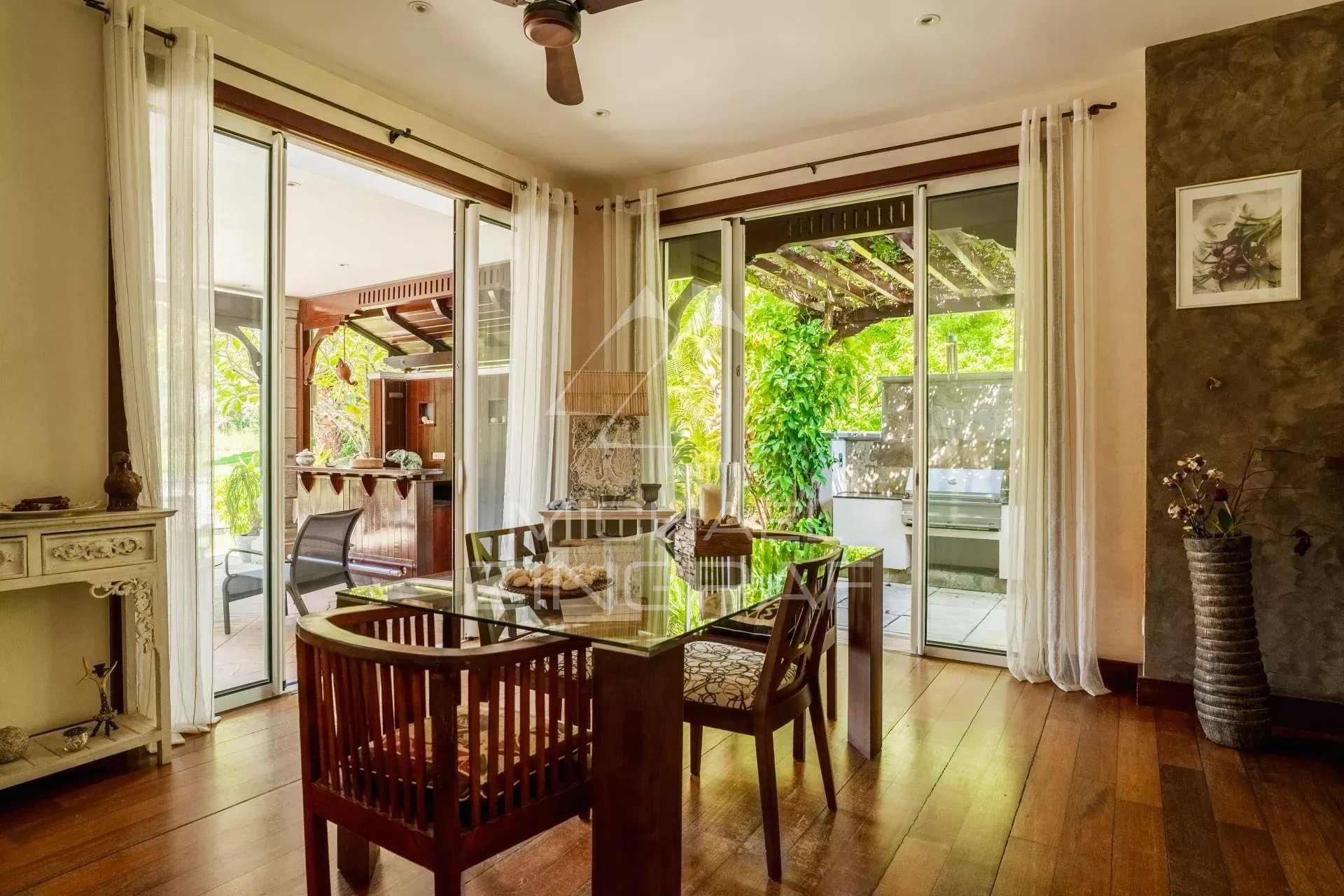 Ile Mauritius - Villa am Golf - schöner Schatten