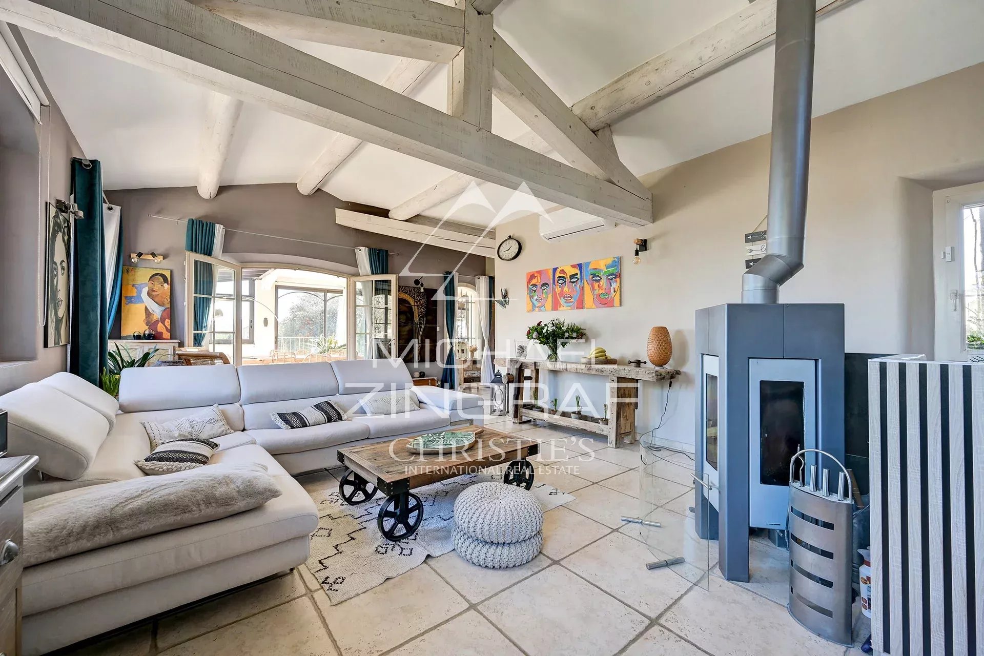 Propriété avec vue au calme