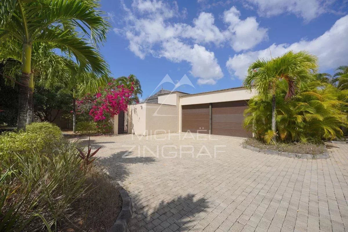 TAMARIN: Villa d'exception sur un domaine de golf