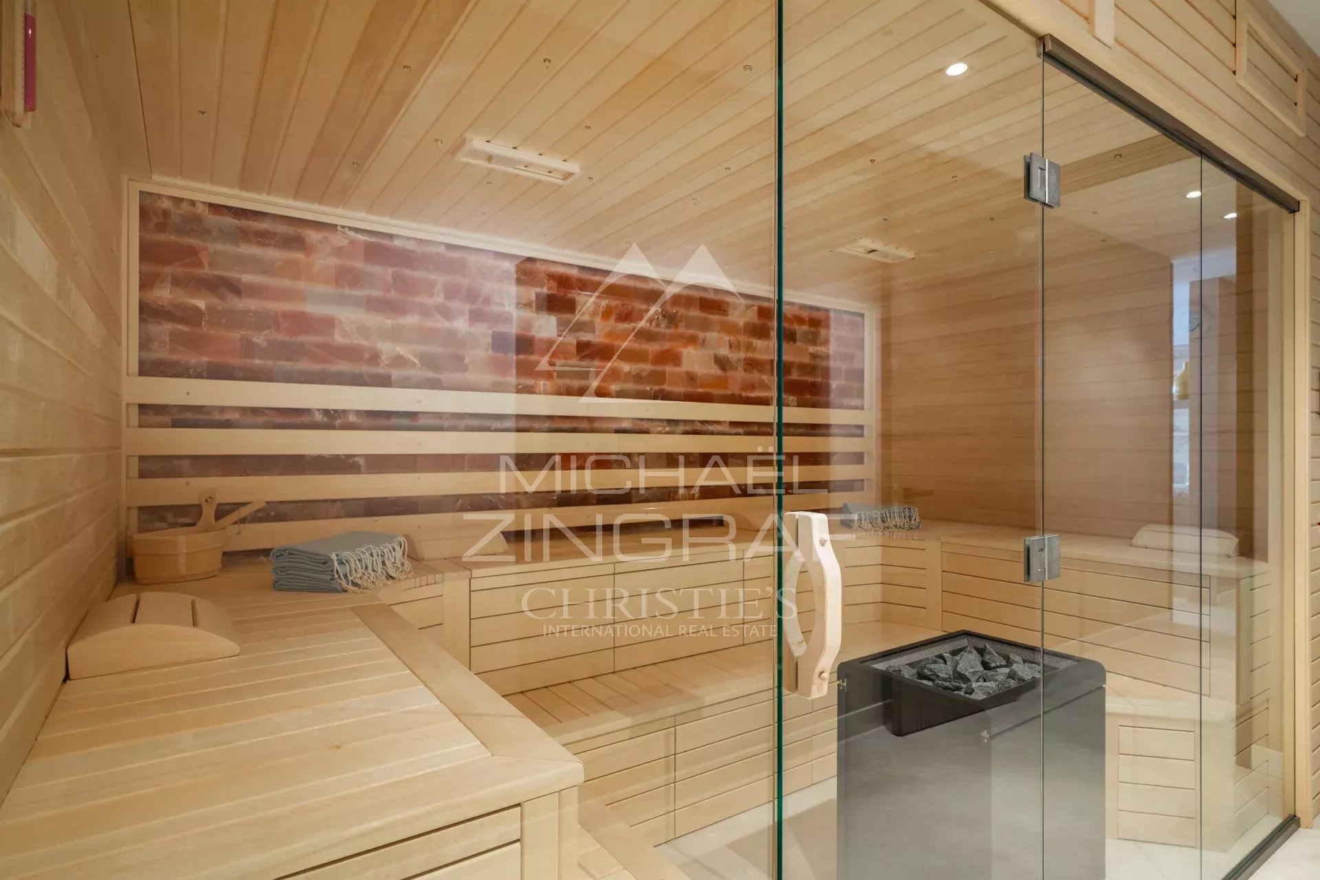 Close to Cannes -  amazing new villa