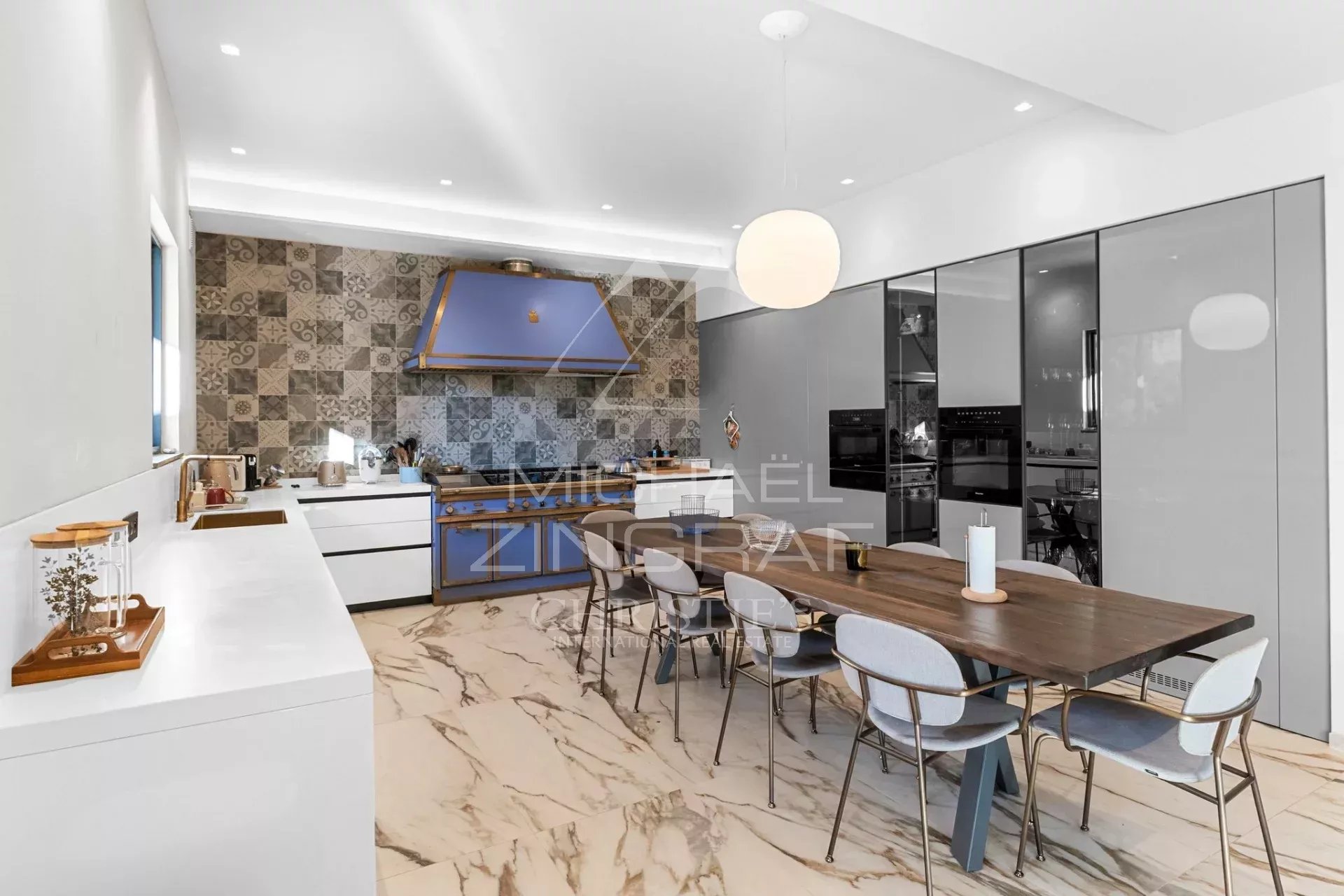 Vence – Architektenvilla mit freiem Blick auf Saint-Paul-de-Vence bis zum Meer