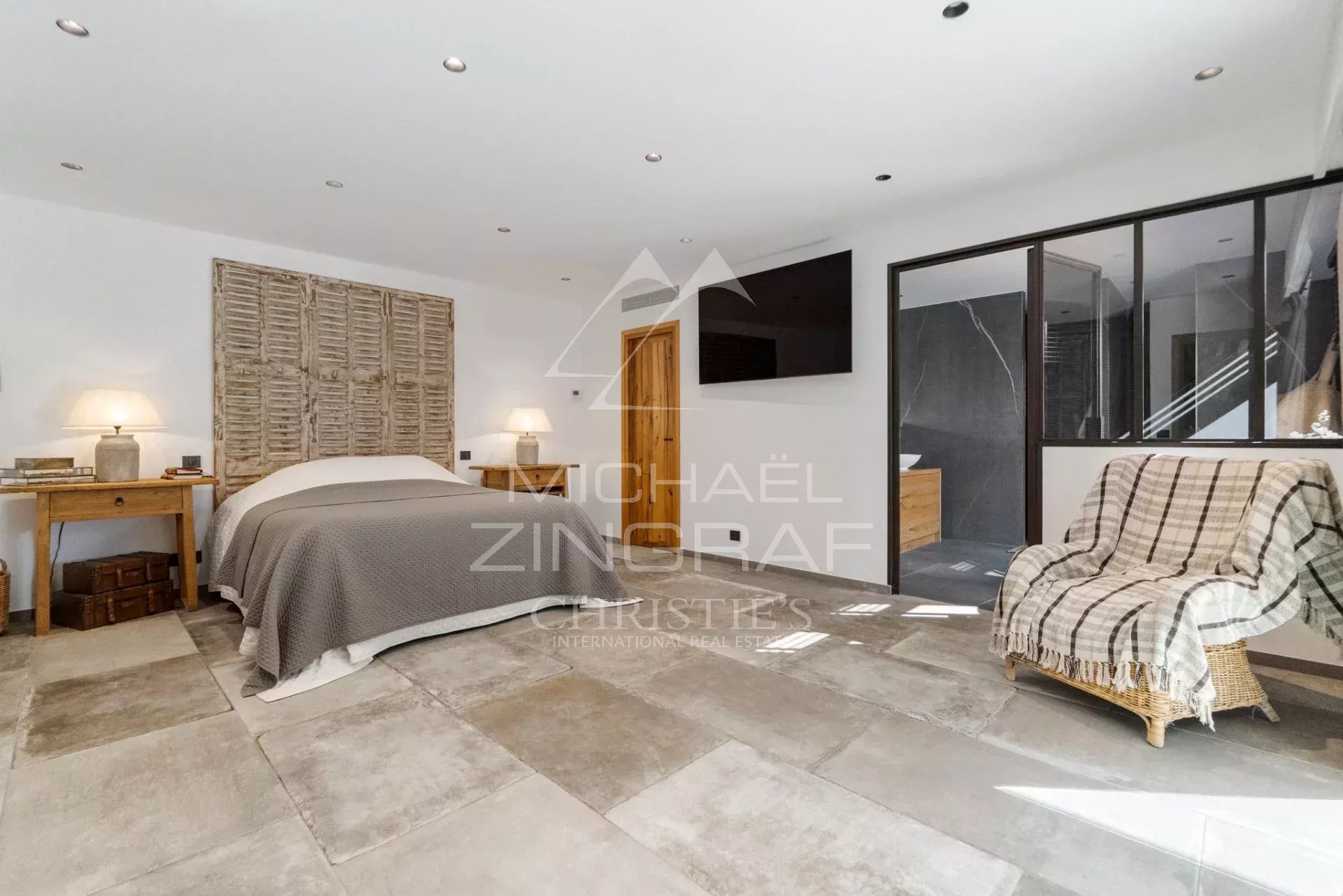 Villa récente à proximité du Royal Golf