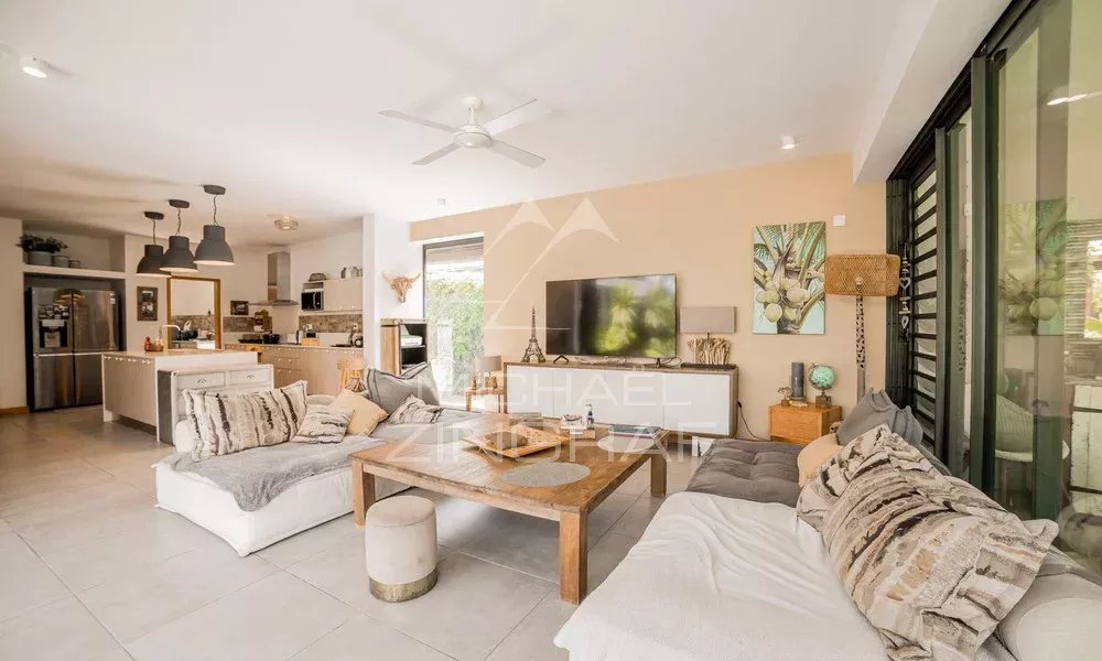 Exklusive 4 -Bedroom -Villa in der Nähe des Strandes - Black Riviere