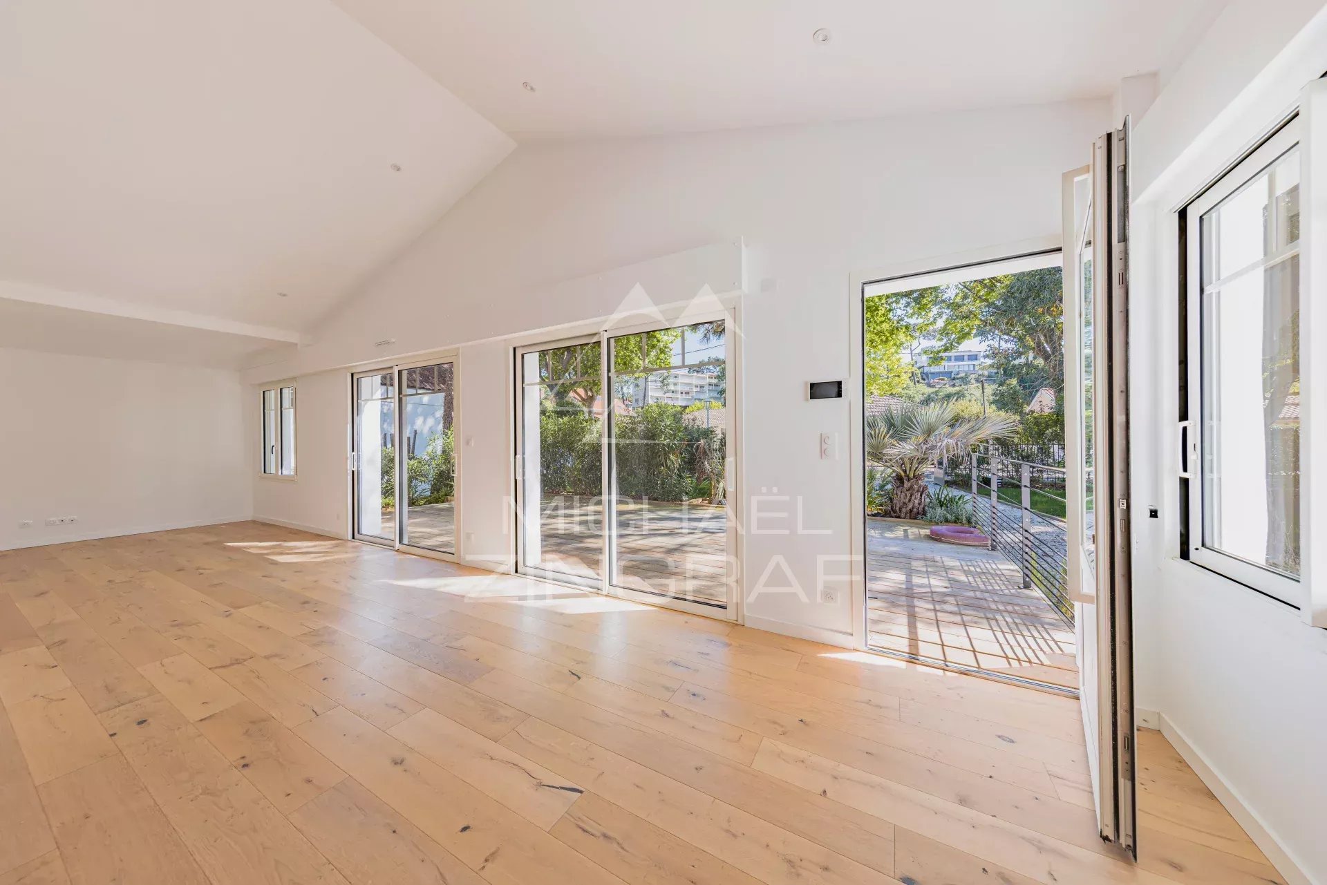 ARCACHON VILLE DE PRINTEMPS - VILLA RÉNOVÉE À DEUX PAS DE LA PLAGE