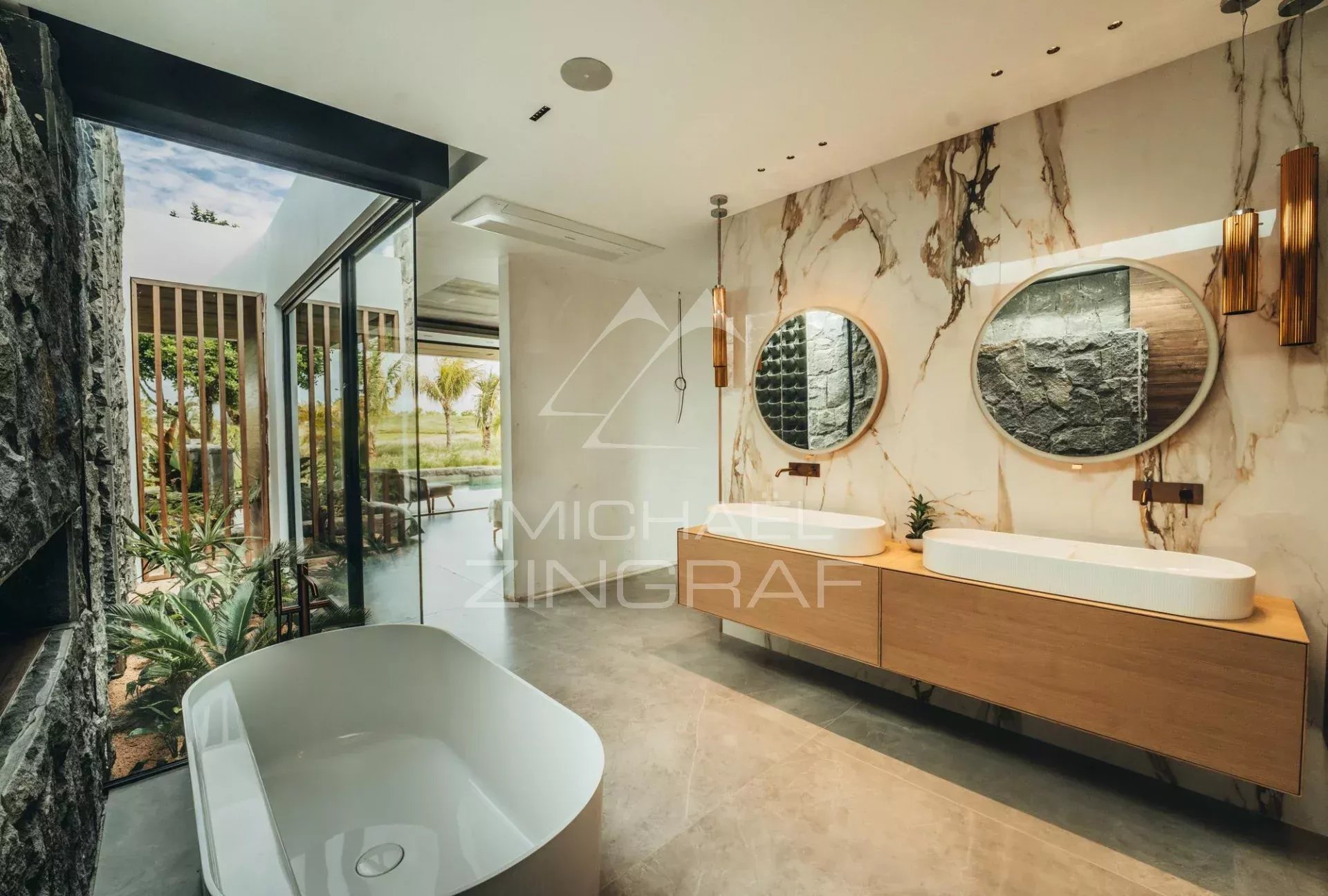 Exklusive Villa mit Golfblick und hochwertiger Ausstattung