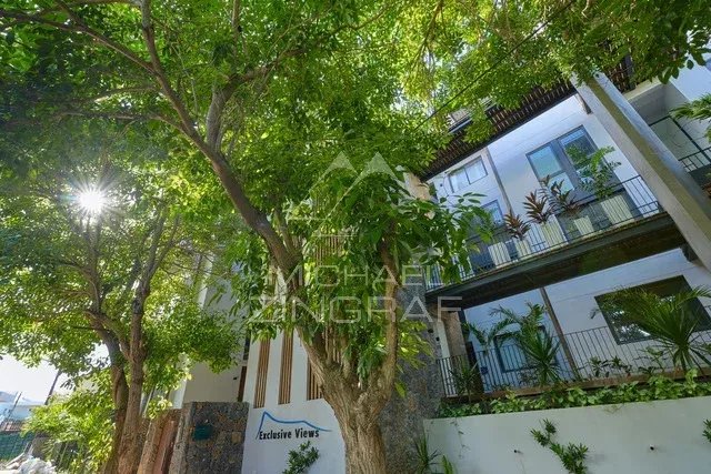 Exceptional Duplex in Pointe aux Canonniers