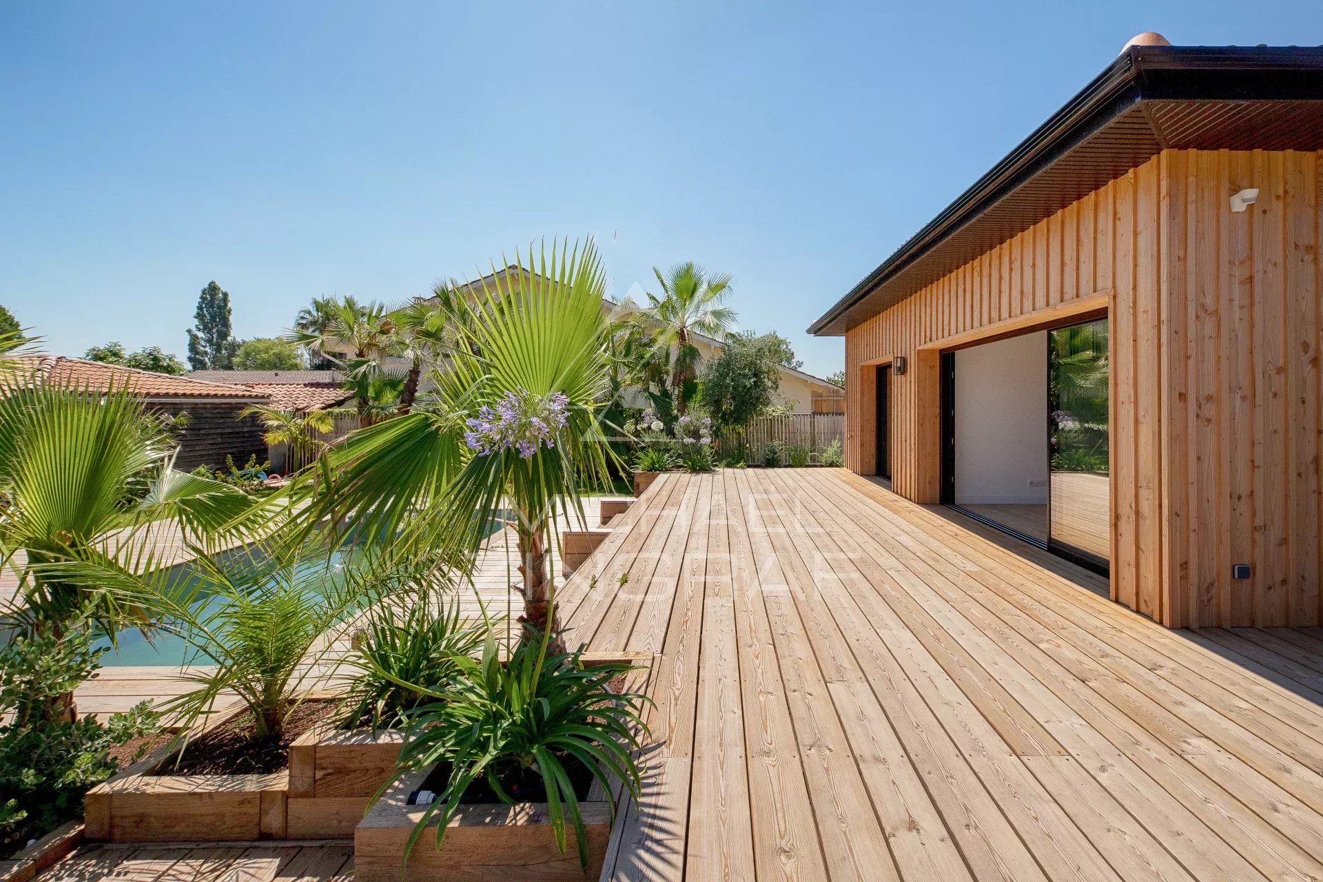 Renovierte Villa mit ebenerdigem Grundriss - beliebte Gegend