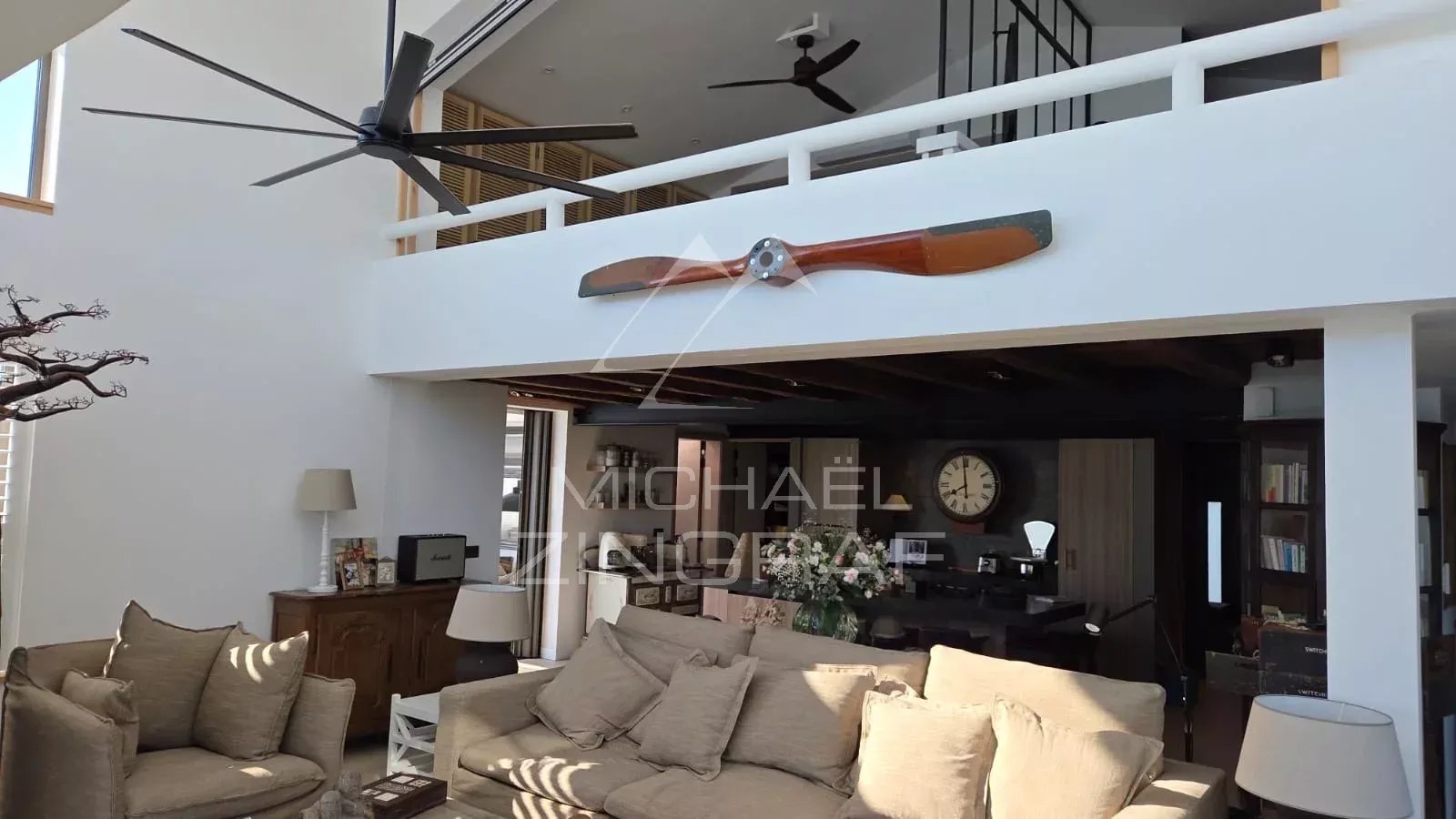 Exceptional Beachfront Penthouse in Pointe Aux canonniers